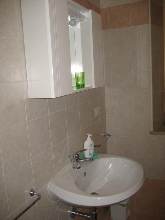 Assisana Affittacamere Santa Maria Degli Angeli  Zimmer foto